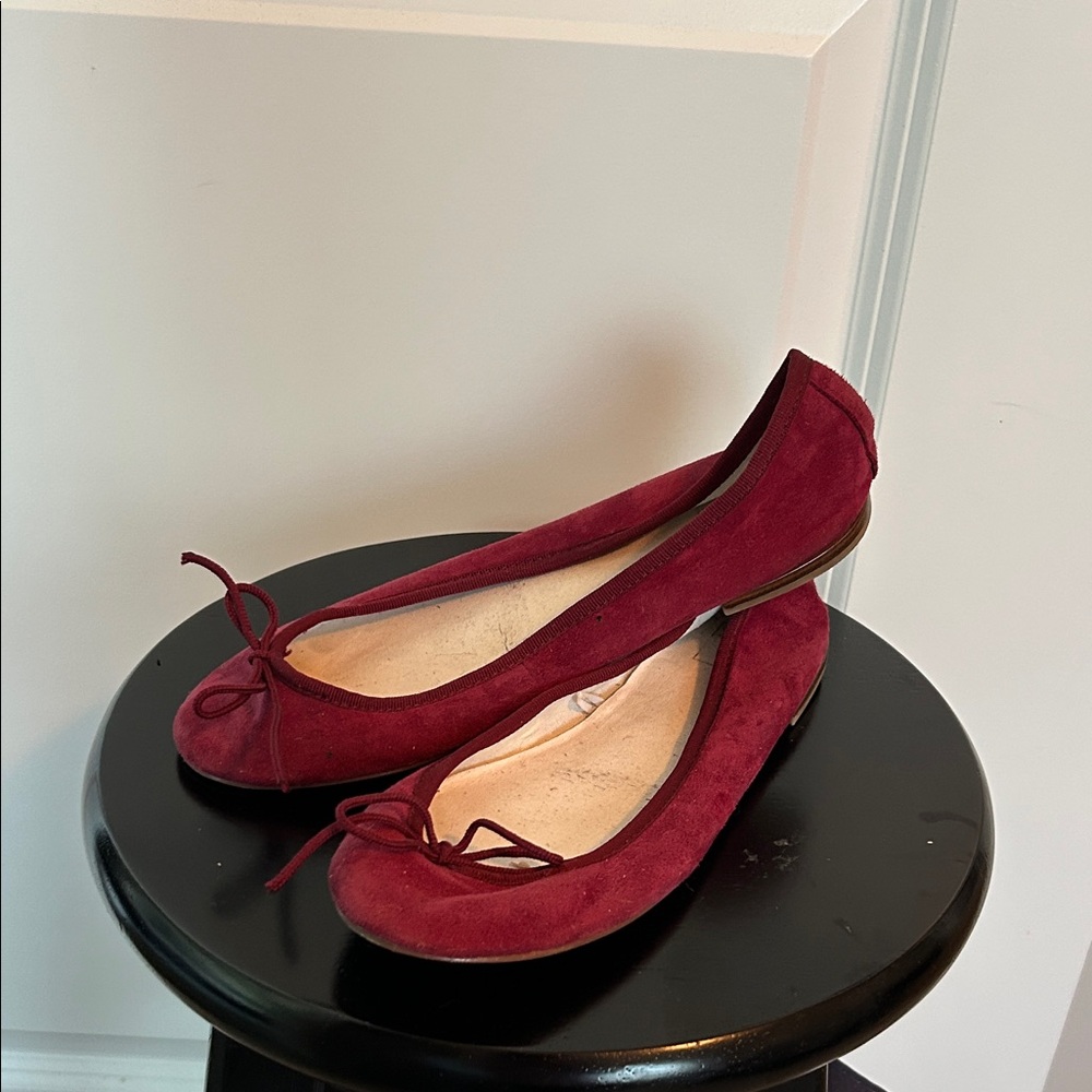 GAP burgundy suede small wood heel Ballet Flats.  Size 7